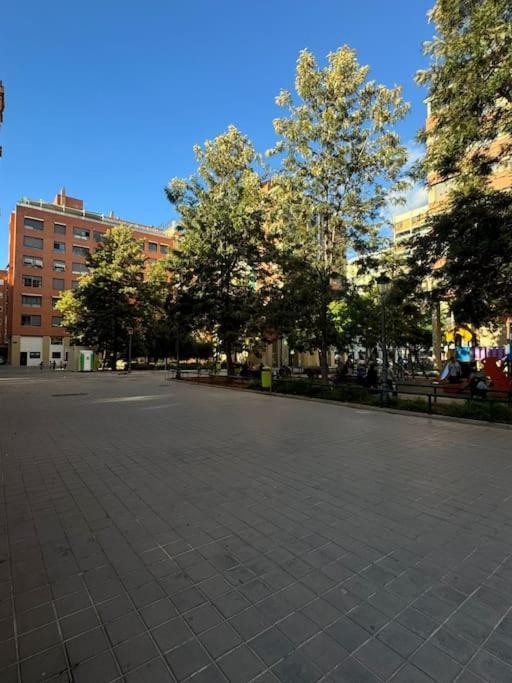 Gran Apartamento A Pie De Calle Valencia Exterior foto